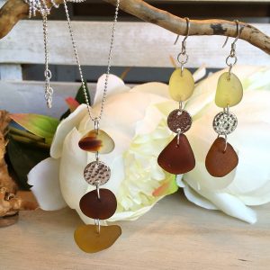 Sea glass pendant & earring set